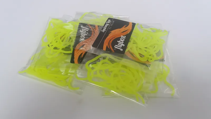 Flybox Squirmy Legs in Fl.Yellow-1